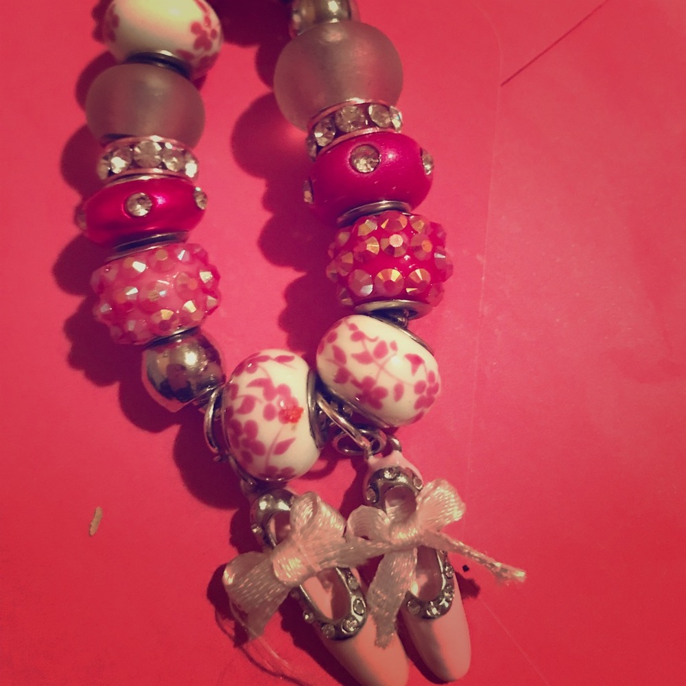 The pink ballerina bracelet